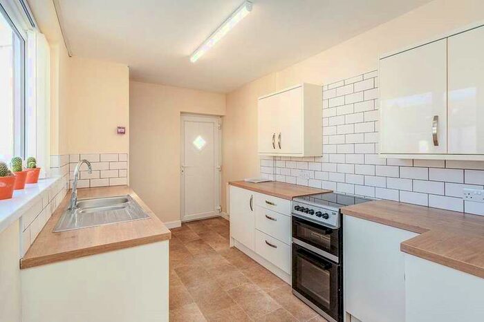 1 Bedroom Apartment To Rent In Newton Drive, Blackpool, Lancashire, FY3