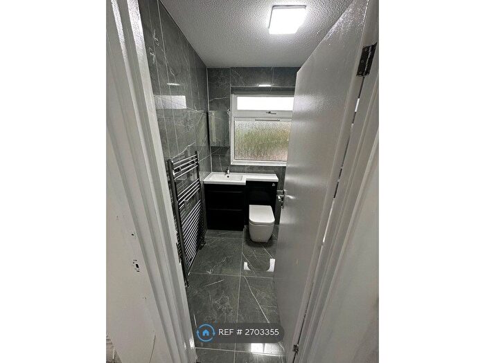 4 Bedroom Terraced House To Rent In Nash Drive, Abingdon, OX14