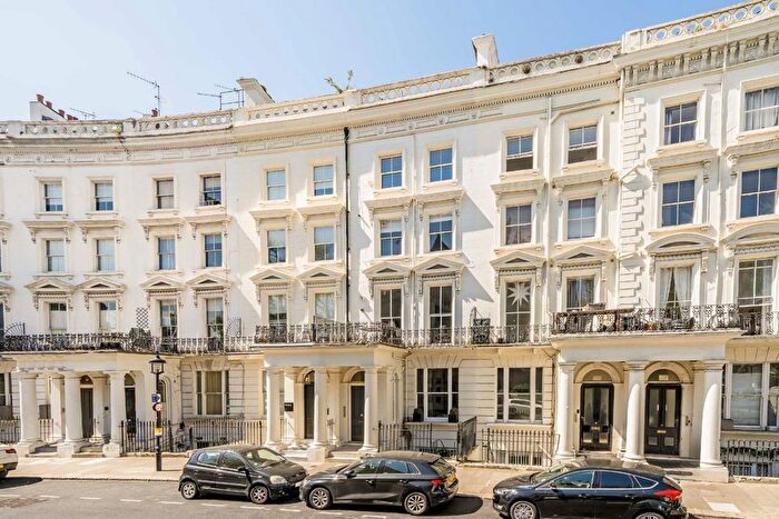 1 Bedroom Flat For Sale In St. Stephens Crescent, Westbourne Grove, W2