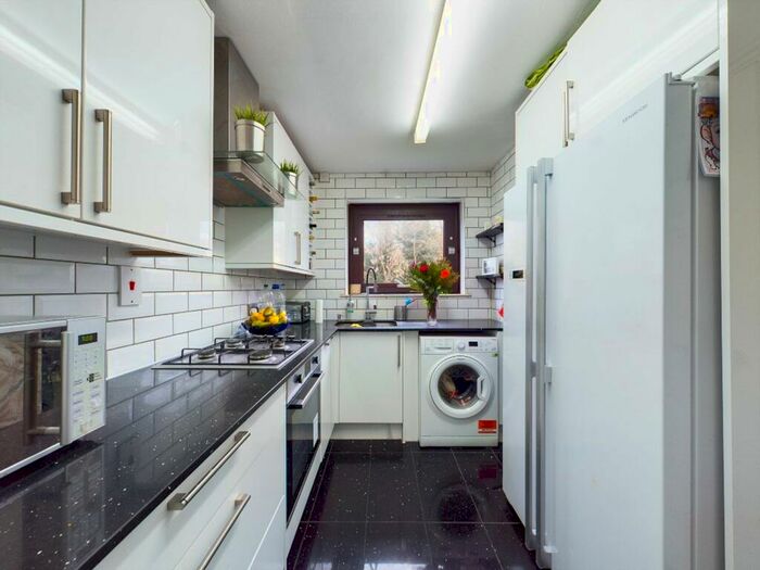 1 Bedroom Property To Rent In Hornbuckle Close, Harrow, HA2