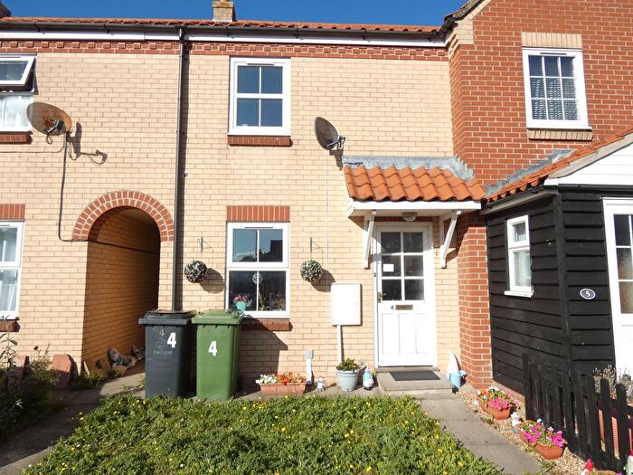2 Bedroom Terraced House For Sale In Melford Court, Thetford, IP24