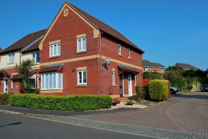 2 Bedroom Link Detached House To Rent In Wordsworth Close, Exmouth, EX8