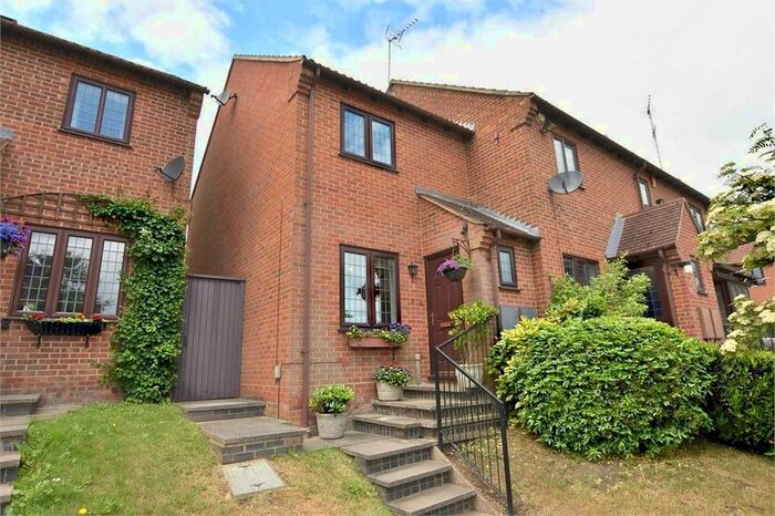 2 Bedroom Terraced House To Rent In Creasy Close, Abbots Langley, WD5