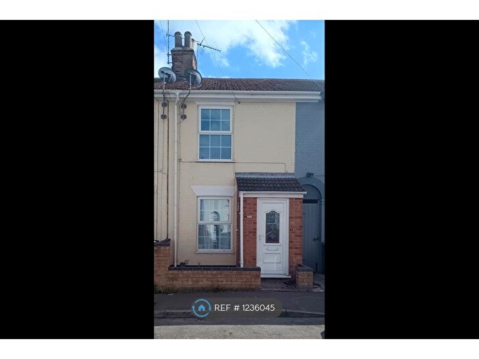 3 Bedroom Terraced House To Rent In Lower Cliff Road, Great Yarmouth, NR31
