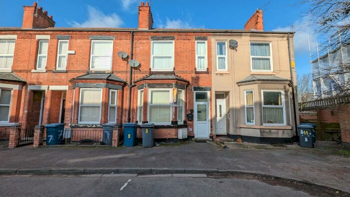 4 Bedroom Semi-Detached House To Rent In House Share: &#pppw, Hawksworth Road, West Bridgford, NG2