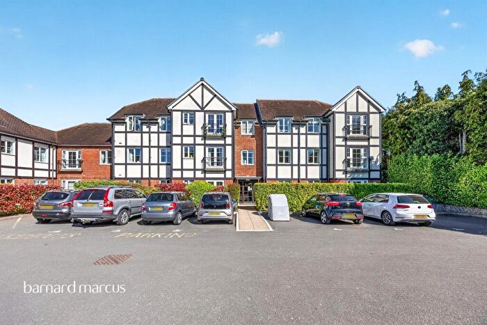 1 Bedroom Flat For Sale In Bolters Lane, Banstead, SM7