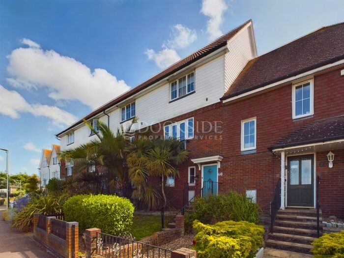 3 Bedroom Property To Rent In Waterside Lane, Gillingham, ME7