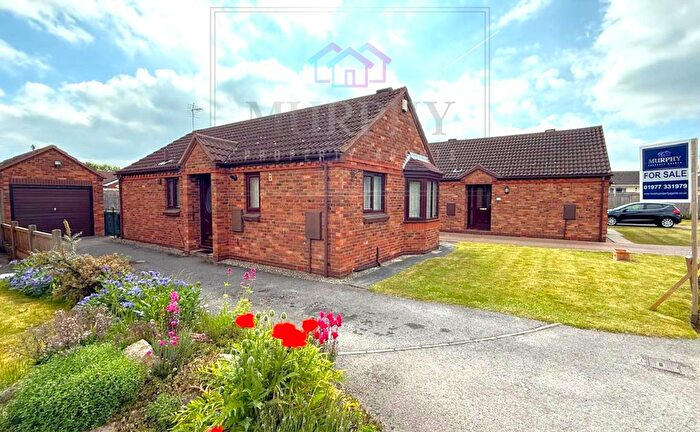 2 Bedroom Bungalow For Sale In Fairfields, Castleford, West Yorkshire, WF10