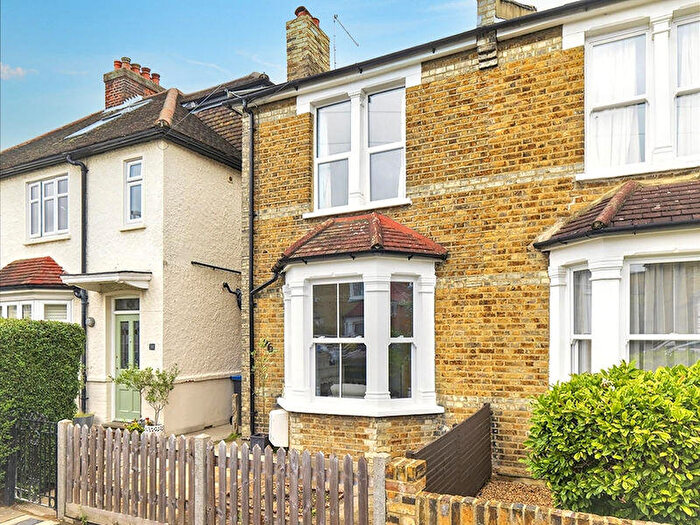 4 Bedroom Semi-Detached House To Rent In Balmoral Road, Kingston, KT1