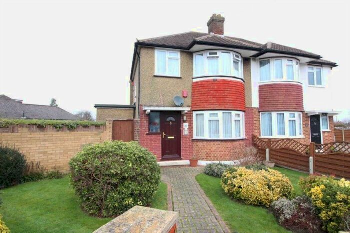 3 Bedroom Semi-Detached House To Rent In Amis Avenue, West Ewell, Epsom, KT19