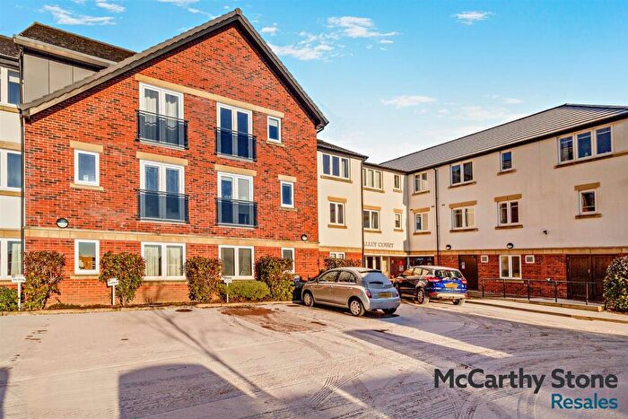 2 Bedroom Apartment For Sale In Valley Court, Longsight Road, Ramsbottom, Bury, BL0