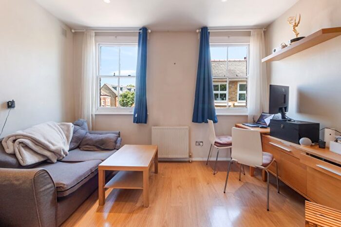 1 Bedroom Flat To Rent In Rozel Road, London, SW4