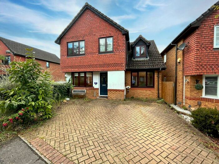 4 Bedroom Detached House To Rent In Worcestershire Lea, Warfield, Bracknell, Berkshire, RG42