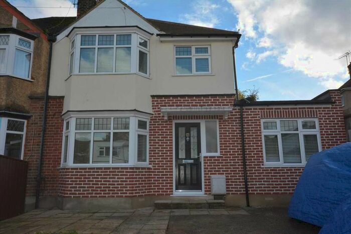 4 Bedroom Property To Rent In Albany Crescent, Edgware, HA8
