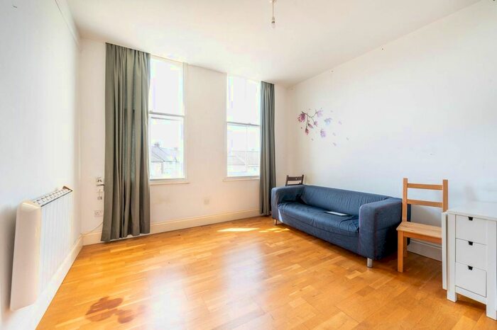 1 Bedroom Flat To Rent In London Road, Plaistow, London, E13
