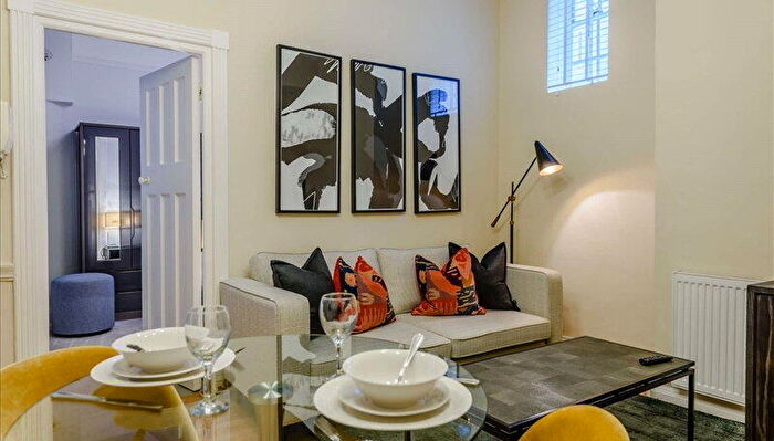 1 Bedroom Flat To Rent In Strathmore Court, Park Road, St Johns Wood, London, NW8