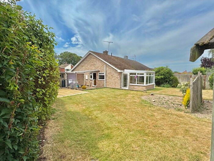 3 Bedroom Semi-Detached Bungalow For Sale In Digby Drive, Fakenham, NR21