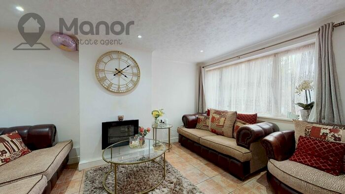 3 Bedroom Semi-Detached House To Rent In Hollington Road, East Ham, E6