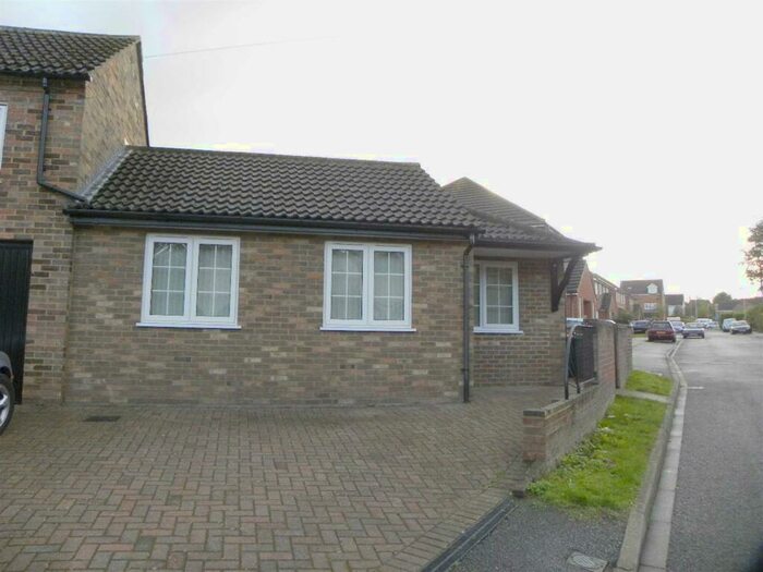 1 Bedroom Semi-Detached House To Rent In High Street, Houghton Regis, Dunstable, LU5