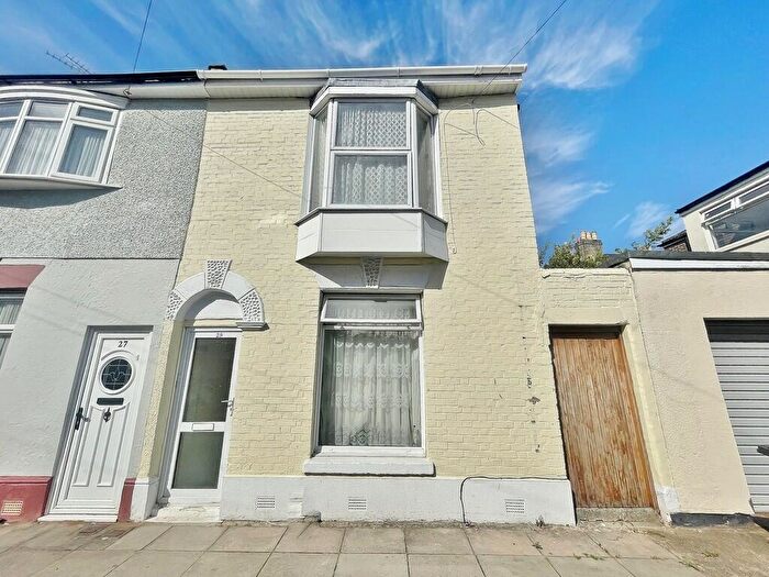 2 Bedroom End Of Terrace House To Rent In Baileys Road, Southsea, PO5