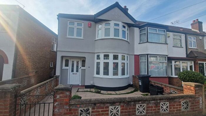 3 Bedroom Terraced House To Rent In Abbey Road, Waltham Cross, EN8