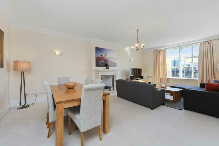 3 Bedroom Flat To Rent In Belsize Park Gardens, Belsize Park, NW3