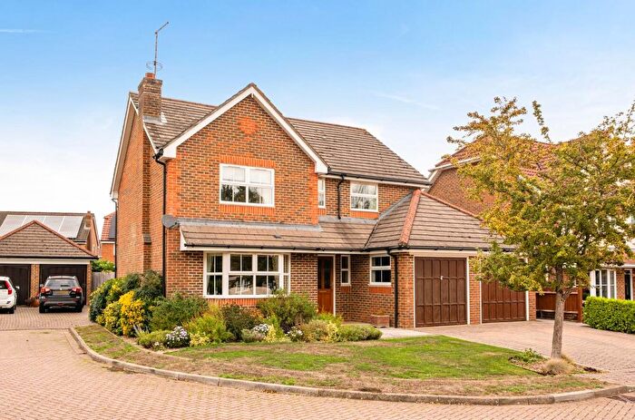 4 Bedroom Detached House For Sale In Blenheim Close, Knightwood Park, Chandler's Ford, SO53