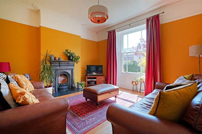 4 Bedroom Terraced House For Sale In Southgrove Road, Sheffield, S10