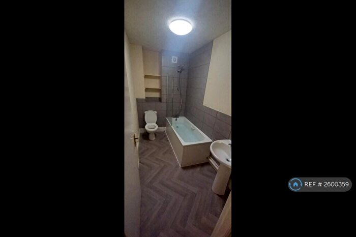 1 Bedroom Flat To Rent In Seabank Road, Southport, PR9