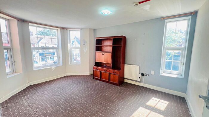 1 Bedroom Flat To Rent In High Street North, Dunstable, LU6