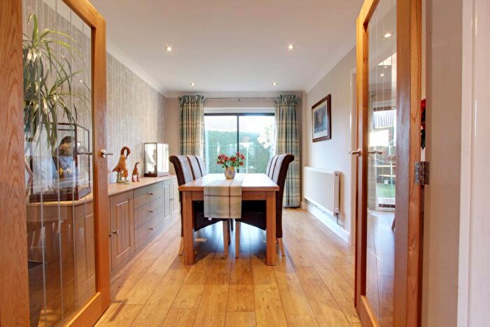 4 Bedroom Detached House For Sale In Trafalgar Avenue, Grimsby, DN34