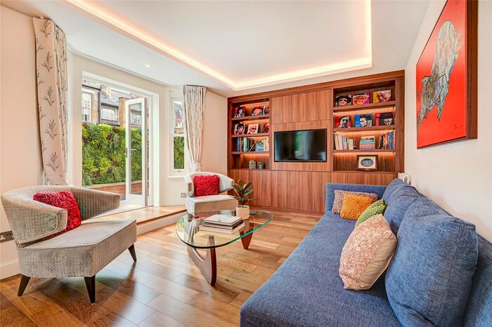 3 Bedroom Flat To Rent In Culford Gardens, London, SW3