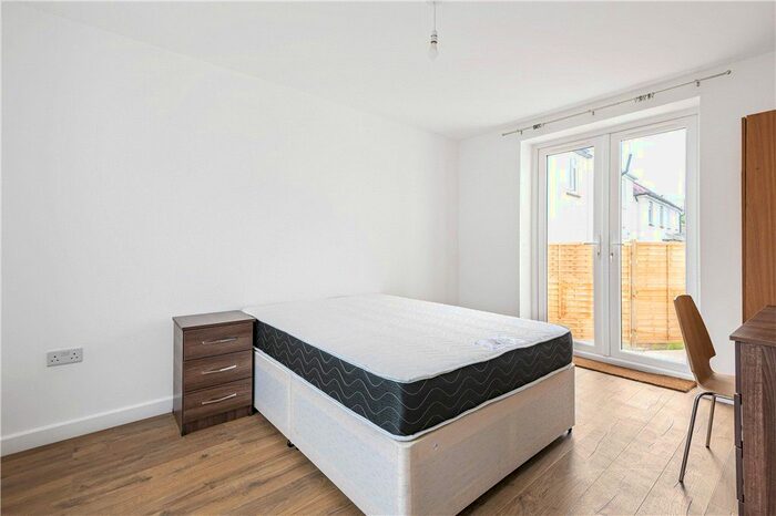 1 Bedroom Semi-Detached House To Rent In Canterbury Road, Guildford, Surrey, GU2