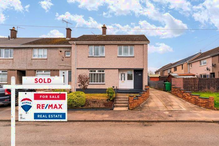 3 Bedroom Terraced House For Sale In Forth Gardens, Oakley, Dunfermline Fife, KY12