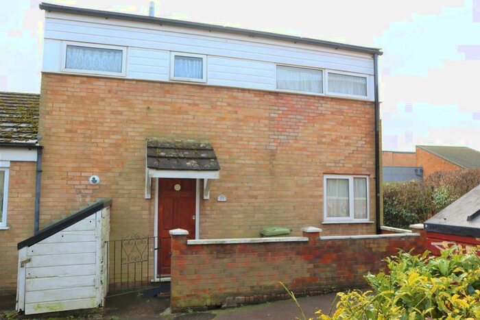 3 Bedroom End Of Terrace House To Rent In High Trees, Eaglestone, Milton Keynes, Buckinghamshire, MK6