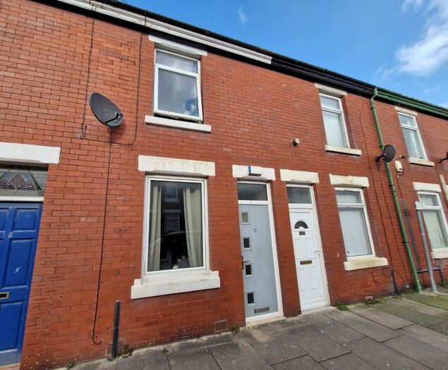 2 Bedroom Terraced House To Rent In Grenfell Avenue, Blackpool, FY3