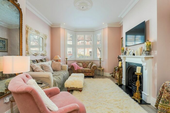 4 Bedroom Terraced House To Rent In Queensmill Road, London, SW6