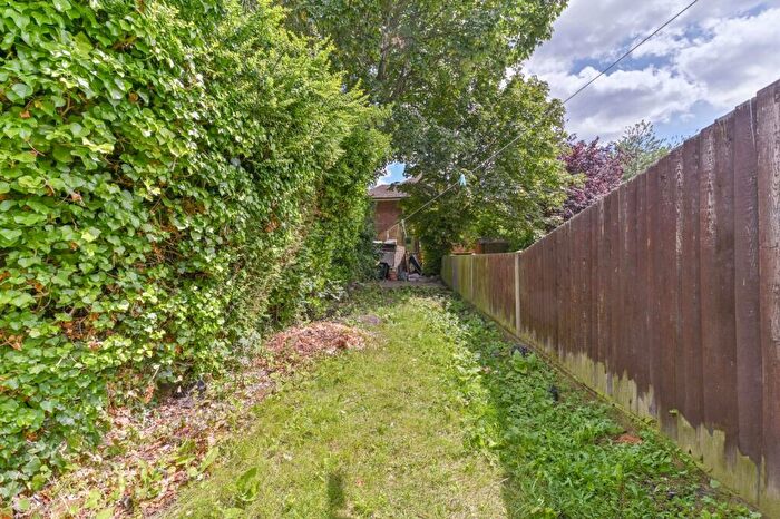 4 Bedroom Terraced House To Rent In William Road, Sutton, SM1