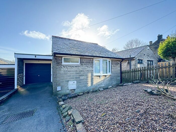 1 Bedroom Bungalow For Sale In Paris Road, Scholes, Holmfirth, HD9