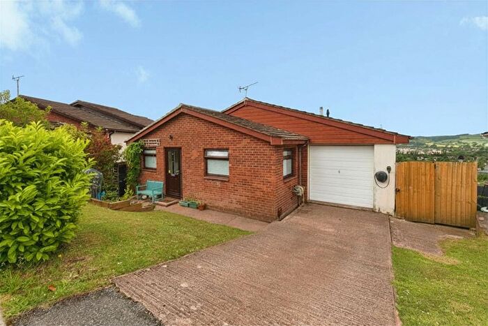 3 Bedroom Detached House For Sale In Sideling Fields, Tiverton, EX16