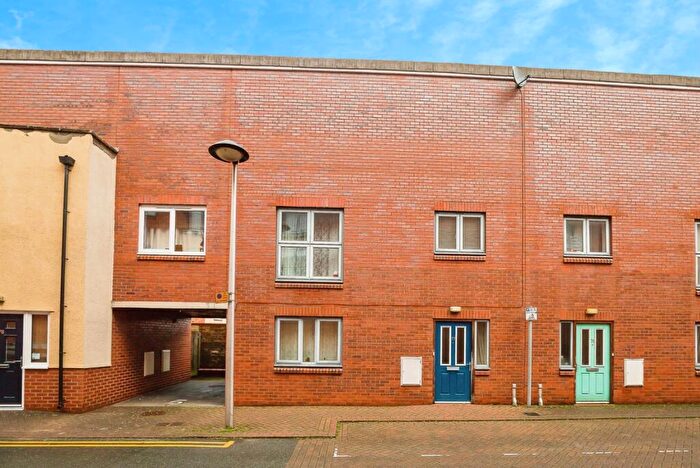 1 Bedroom Terraced House For Sale In Shot Tower Close, Chester, Cheshire, CH1