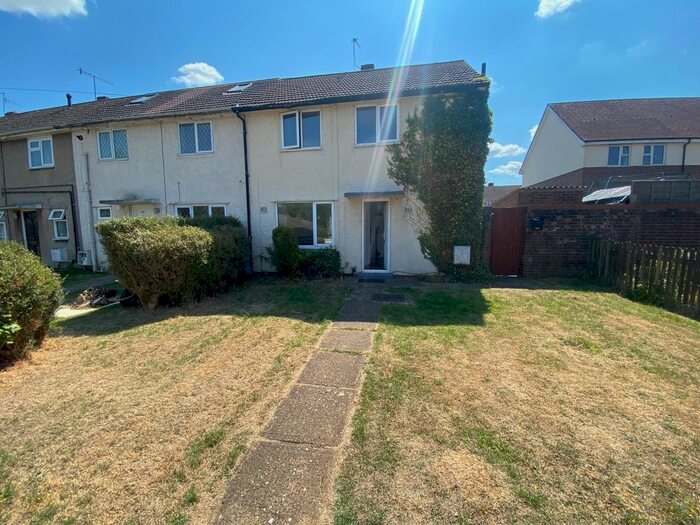 3 Bedroom Property To Rent In Ritcroft Street, Hemel Hempstead, HP3