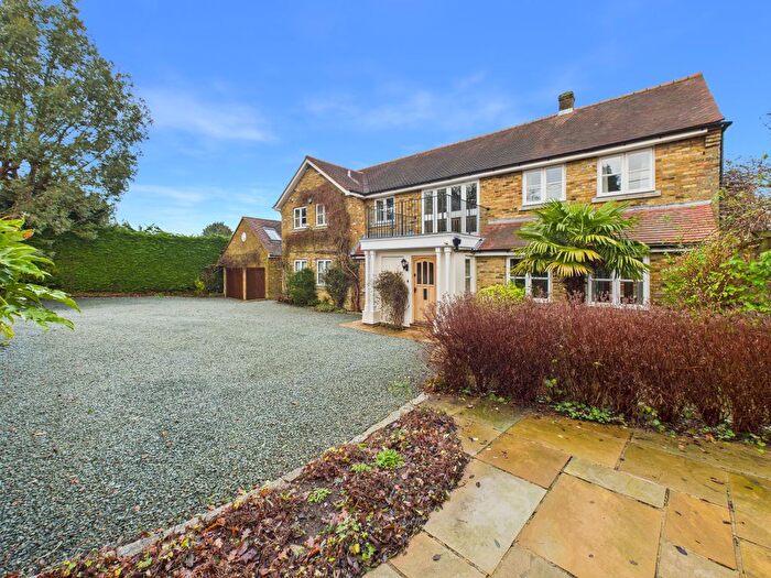 5 Bedroom Detached House For Sale In New Hatch, Green End Road, Radnage, High Wycombe, Buckinghamshire, HP14