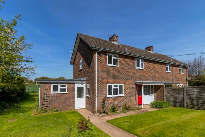3 Bedroom Terraced House To Rent In New Cottages Parkside Lane, Ropley, Alresford, SO24