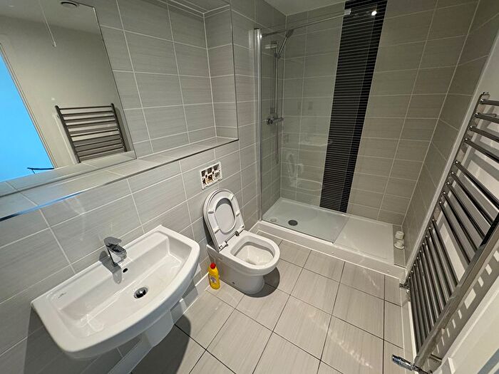 2 Bedroom Flat To Rent In Empire Way, Cardiff, CF11