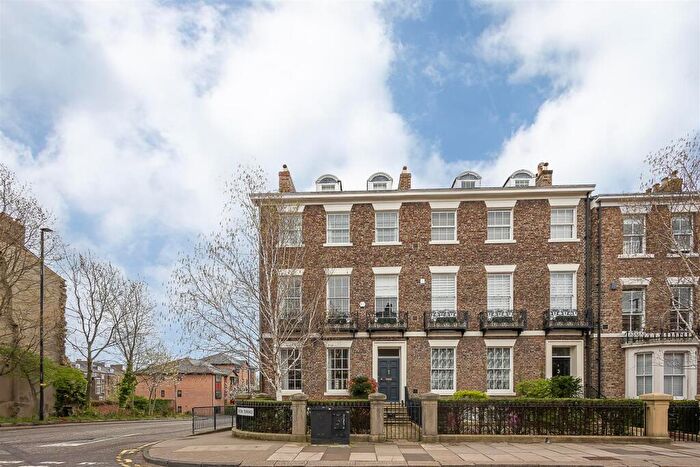 4 Bedroom Terraced House For Sale In Carlton Terrace, Jesmond, Newcastle Upon Tyne, NE2