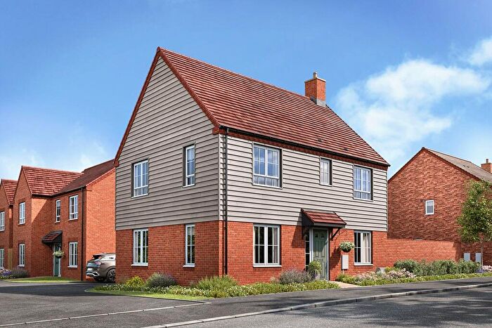 4 Bedroom Detached House For Sale In Stourbridge Road, Bromsgrove, B61