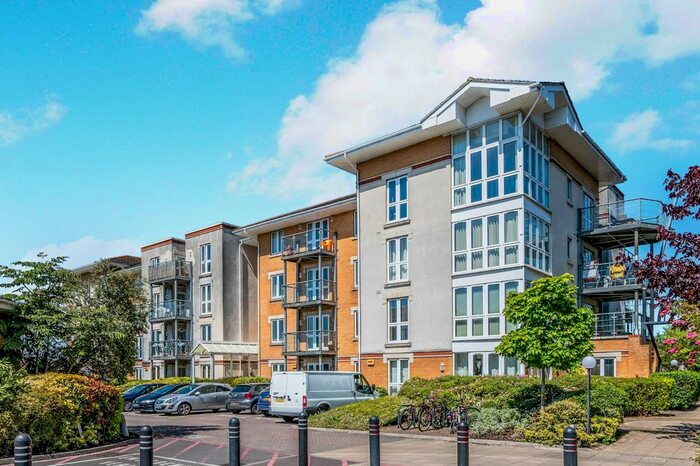 2 Bedroom Flat To Rent In Hawkeswood Road, Southampton, SO18