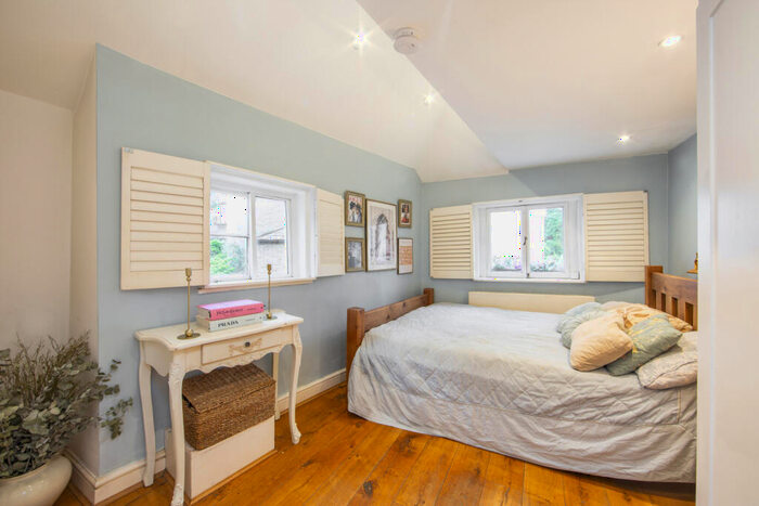 2 Bedroom End Of Terrace House To Rent In Golden Yard, Holly Bush Steps, NW3