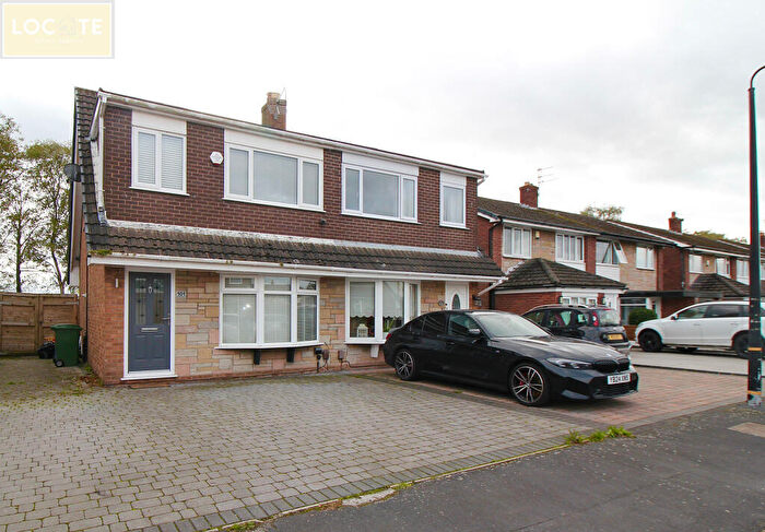 3 Bedroom Semi-Detached House For Sale In Arundel Avenue, Flixton, M41